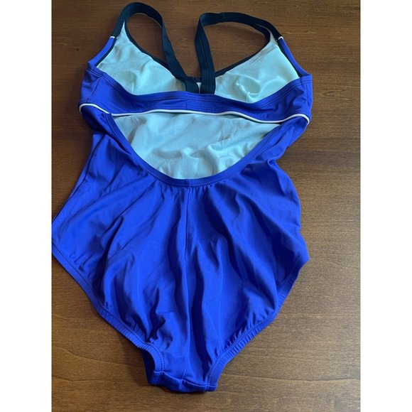 Nike Swimsuit M (8) One-Piece Racerback Purple V-Neck Athletic Swim - Picture 2 of 6